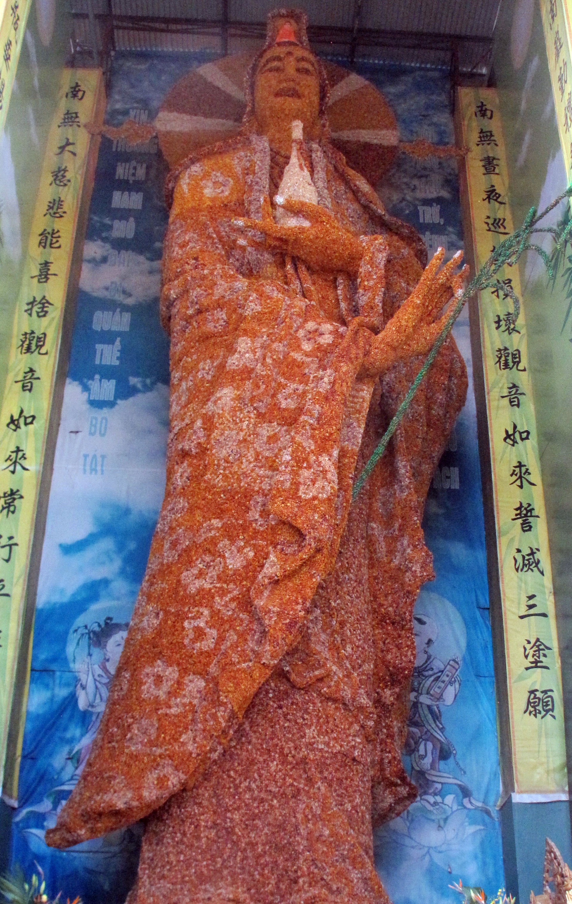 Ngôi chùa nhiều kỷ lục độc đáo