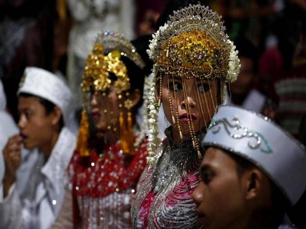 Hơn 430 cặp đôi Indonesia làm đám cưới tập thể nhân dịp Năm mới