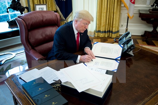 Tổng thống Mỹ Trump giải thể ủy ban điều tra gian lận bầu cử