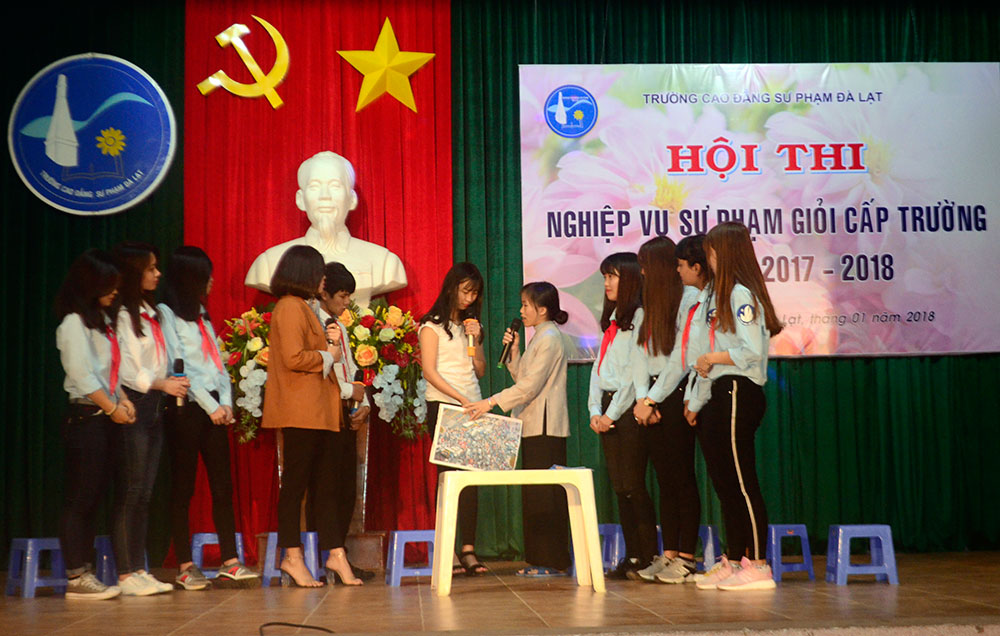 Sôi nổi hội thi &quot;Nghiệp vụ sư phạm giỏi&quot; Trường Cao đẳng Sư phạm Đà Lạt
