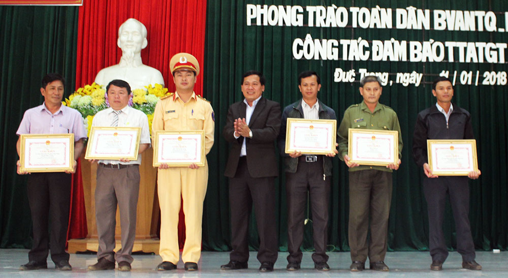Ghi nhận từ phong trào Toàn dân bảo vệ an ninh Tổ quốc ở huyện Ðức Trọng