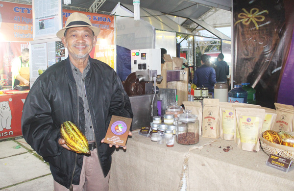 Chuyện về "Ông già sôcôla Việt Nam"