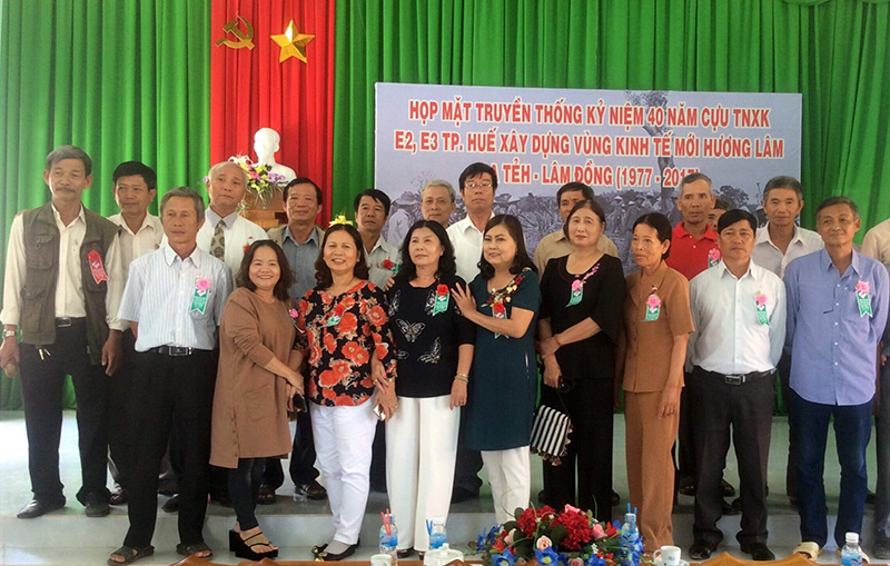 Họp mặt cựu thanh niên xung phong Huế tại Hương Lâm (Đạ Tẻh). Ảnh: H.Sang
