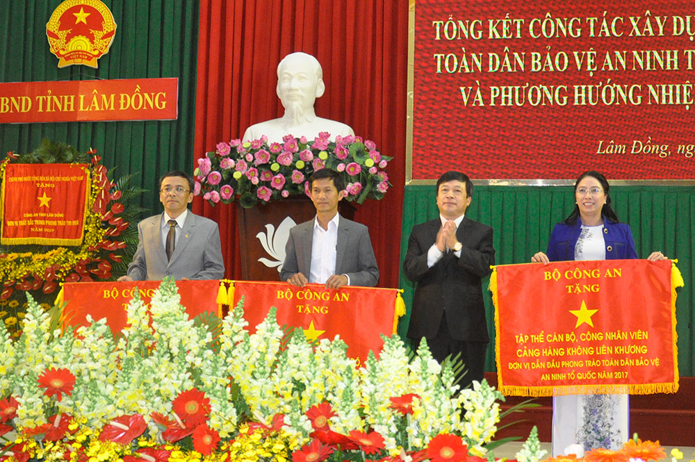 Quần chúng phát hiện và cung cấp 2.292 nguồn tin