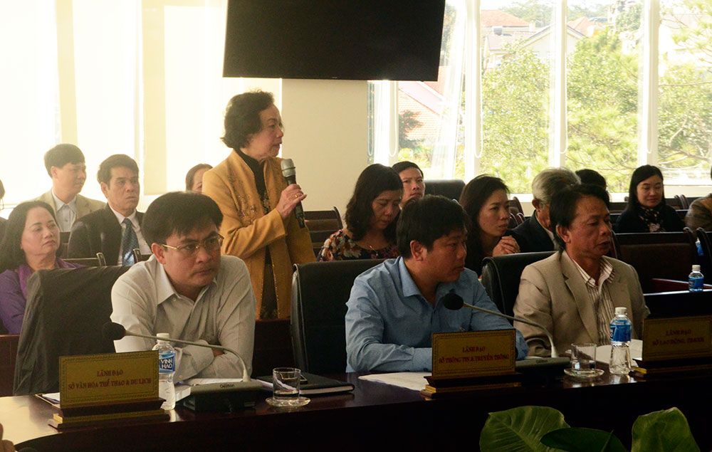 Tạo mọi điều kiện thuận lợi nhất cho các thành viên trong xã hội tiếp cận kiến thức