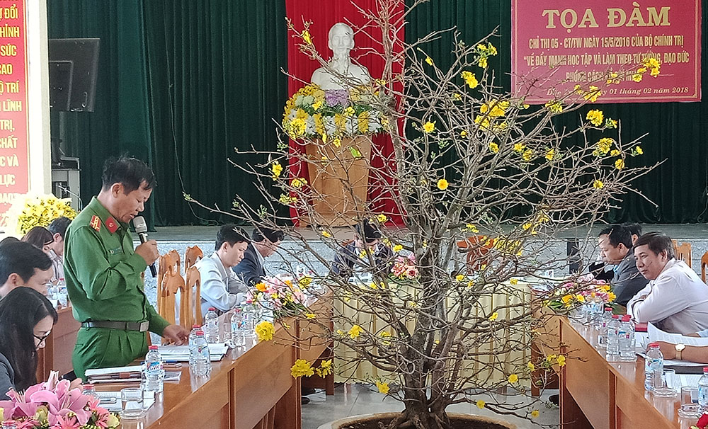 Ðức Trọng: Ðẩy mạnh học tập và làm theo tư tưởng, đạo đức, phong cách Hồ Chí Minh