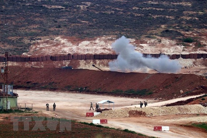 Thổ Nhĩ Kỳ nã pháo vào lực lượng thân Chính phủ Syria tại Afrin