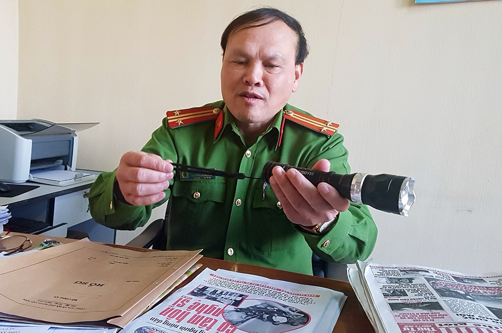 "Không có chuyện dùng roi điện đuổi du khách đêm mùng 3 Tết"