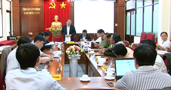 Giao ban báo chí tháng 3/2018