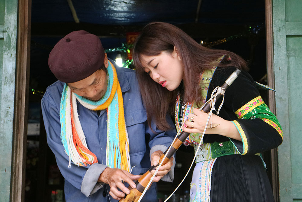 Gieo chữ trên triền dốc