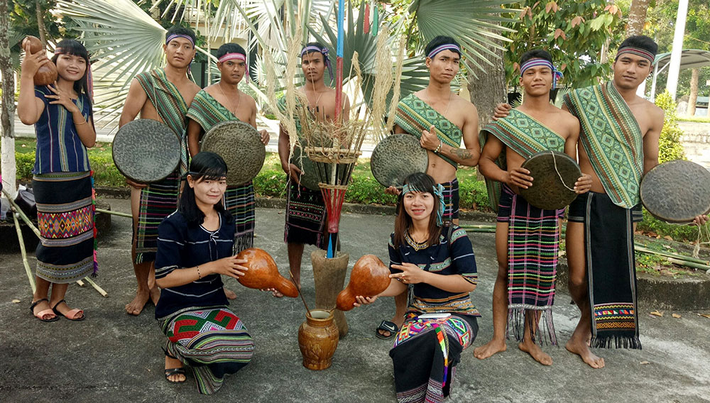 Ke Blằng "giữ lửa" cồng chiêng