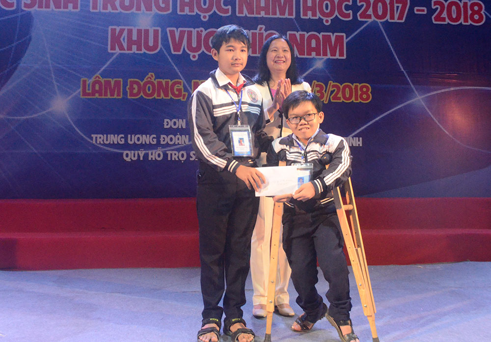 Dự án của học sinh khuyết tật Lâm Đồng được trao giải đặc biệt