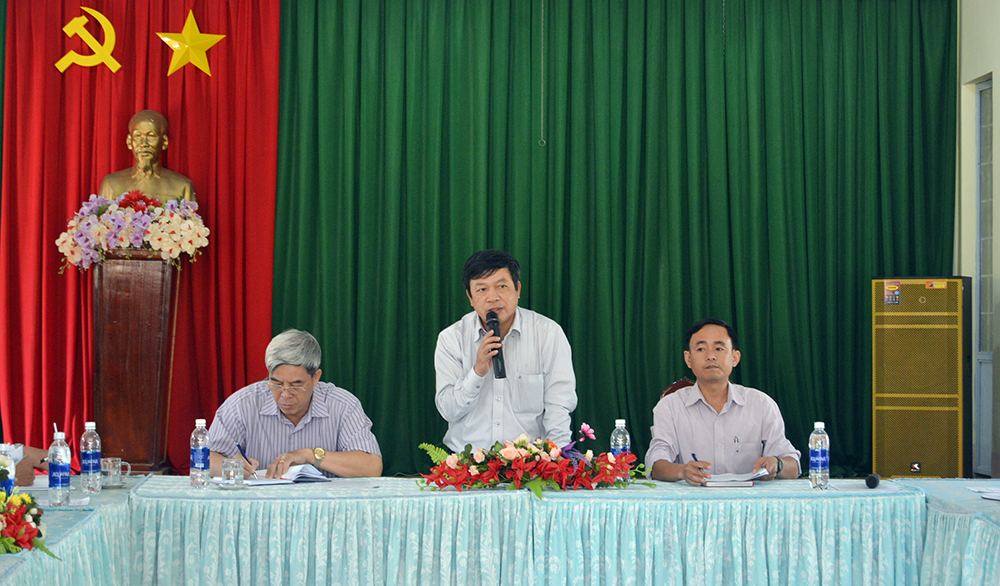 Chủ tịch UBND tỉnh Đoàn Văn Việt làm việc tại huyện Đam Rông