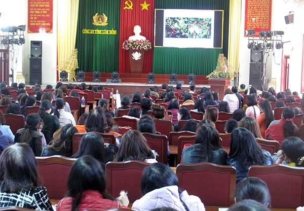 Tuyên truyền phòng chống tội phạm ma túy và tín dụng đen cho 400 hội viên phụ nữ