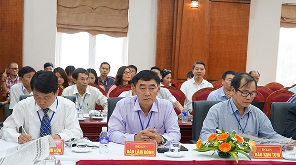 PTBT Báo Lâm Đồng – Phạm Sơn Dũng tại Hội thảo