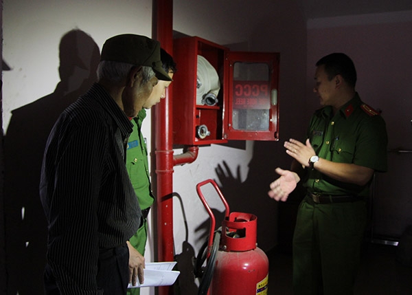 Phát hiện nhiều sai phạm về PCCC tại chung cư