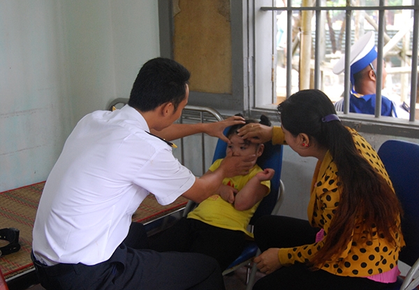 Bệnh xá ở Trường Sa - nơi người lính áo trắng vượt sóng