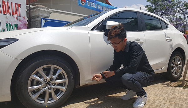 Đà Lạt: "Đạo chích" trộm bánh xe ô tô trong đêm
