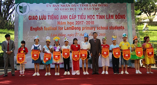 Thành phố Đà Lạt đạt giải Nhất Hội thi giao lưu Tiếng Anh cấp Tiểu học
