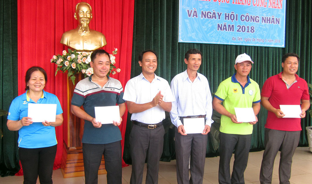 Đạ Tẻh phát động Tháng công nhân và tổ chức ngày hội công nhân