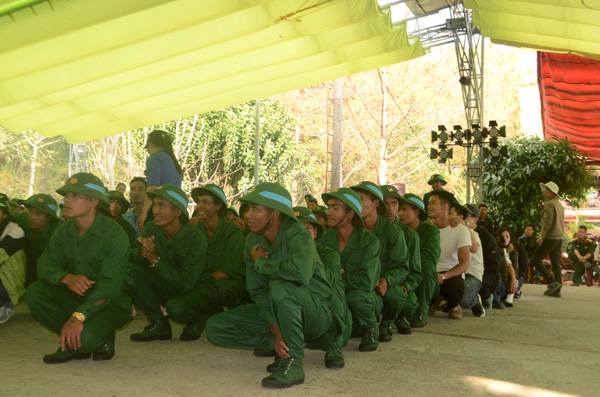 Những lá đơn tình nguyện