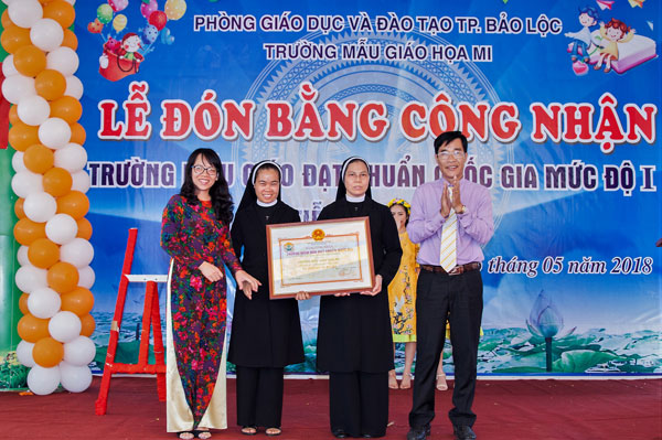Trường Mẫu giáo tư thục đầu tiên của TP Bảo Lộc đạt chuẩn Quốc gia
