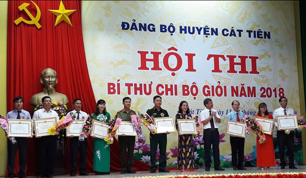 Huyện ủy Cát Tiên tổ chức Hội thi Bí thư chi bộ giỏi
