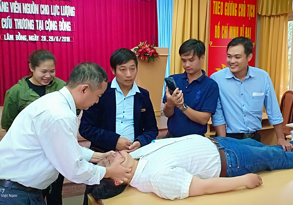 Đào tạo 90 giảng viên nguồn về cấp cứu tại cộng đồng