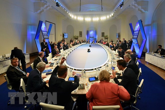 Lãnh đạo NATO nhất trí phát triển chính sách không gian toàn diện