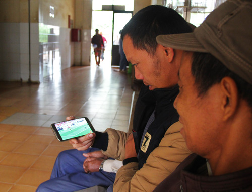 Không khí xem World Cup ở… bệnh viện