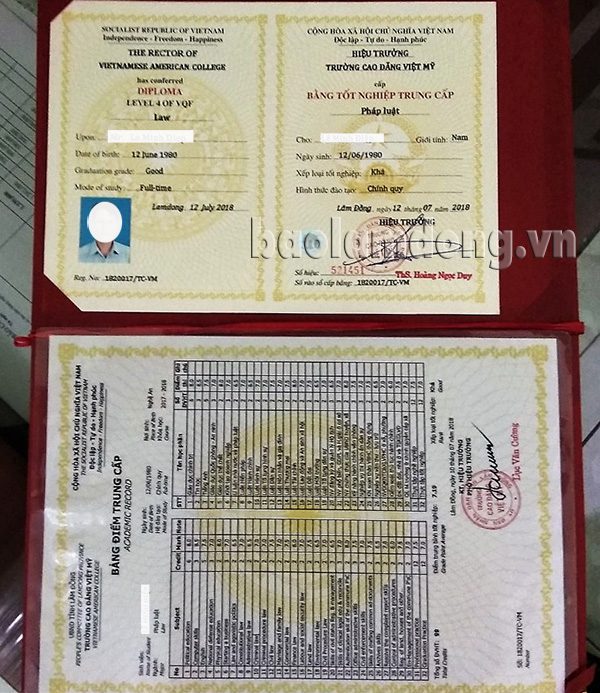 Bằng tốt nghiệp Trung cấp được Trường CĐ Việt Mỹ cấp cho các học viên. Ảnh: H.Đ