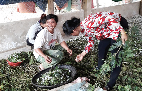 Đạ Tẻh: Vận động người dân chung tay xây dựng cuộc sống mới