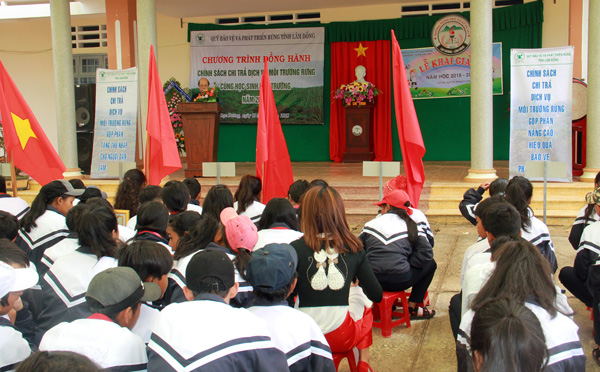 Hoàn thành chuyển tạm ứng tiền khoán bảo vệ rừng quý II/2018