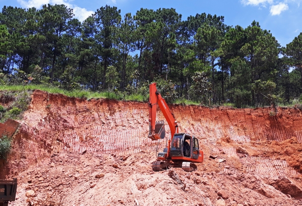 Lâm Hà: Khai thác đất đá trái phép, 20 trường hợp bị phạt 185 triệu đồng