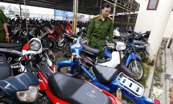 Hơn 100 mô tô vi phạm hành chính chưa có chủ sở hữu tới nhận