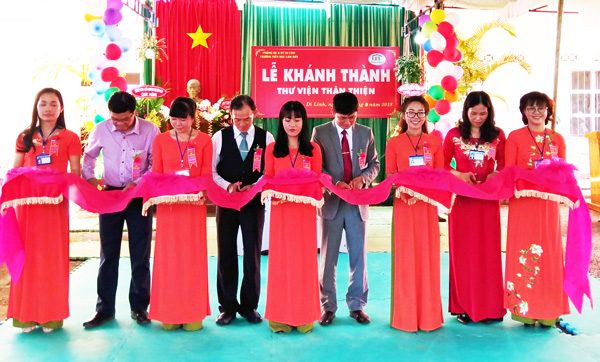 Di Linh khánh thành "Thư viện thân thiện"