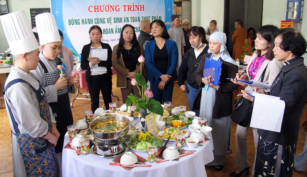 Bữa ăn Lục hòa