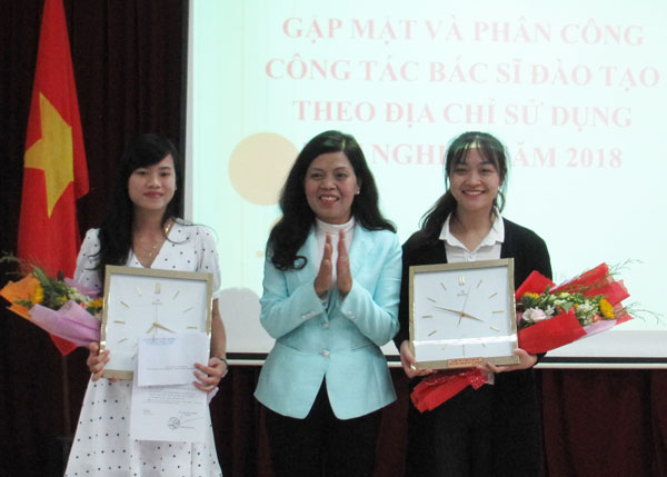 Sở Y tế gặp mặt và phân công bác sĩ đào tạo theo địa chỉ sử dụng tốt nghiệp năm 2018