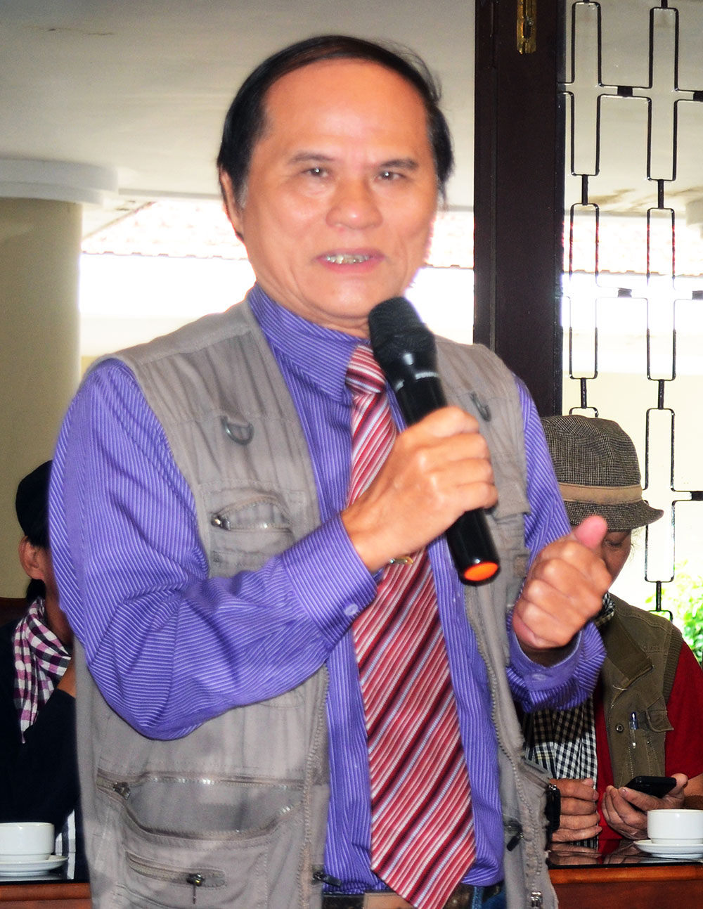 Hoàng Quảng Uyên và "Trông vời cố quốc"