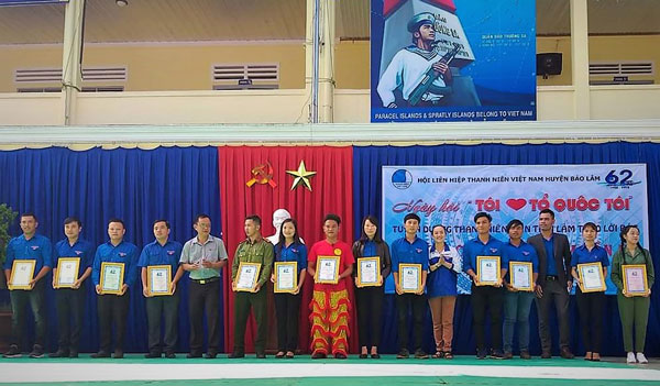 Bảo Lâm: Tuyên dương 28 thanh niên tiên tiến làm theo lời Bác