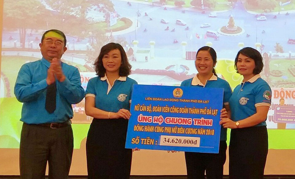 Hơn 81 triệu đồng ủng hộ chương trình Đồng hành cùng phụ nữ biên cương, vùng sâu, vùng xa