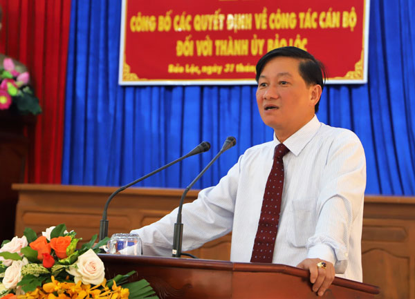 Phó Bí thư Thường trực Tỉnh ủy Trần Đức Quận phát biểu tại buổi Lễ