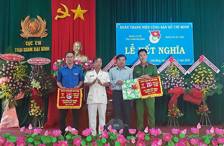 Trại giam Đại Bình kỷ niệm 68 năm ngày truyền thống