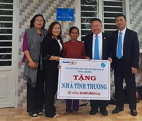 Bảo Việt nhân thọ Lâm Đồng tặng mái ấm cho phụ nữ nghèo