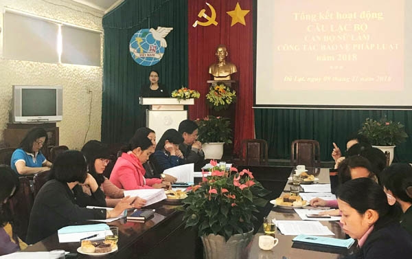 Đánh giá hoạt động 1 năm CLB Cán bộ nữ làm công tác bảo vệ pháp luật