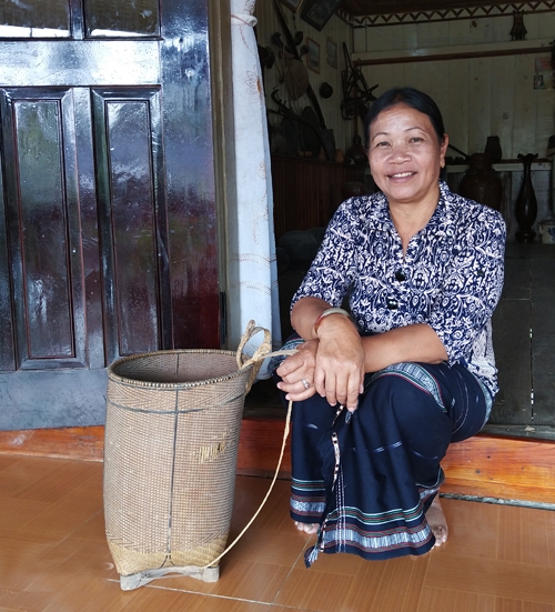 Người đàn bà K'Ho và chuyện buôn M'Lọn