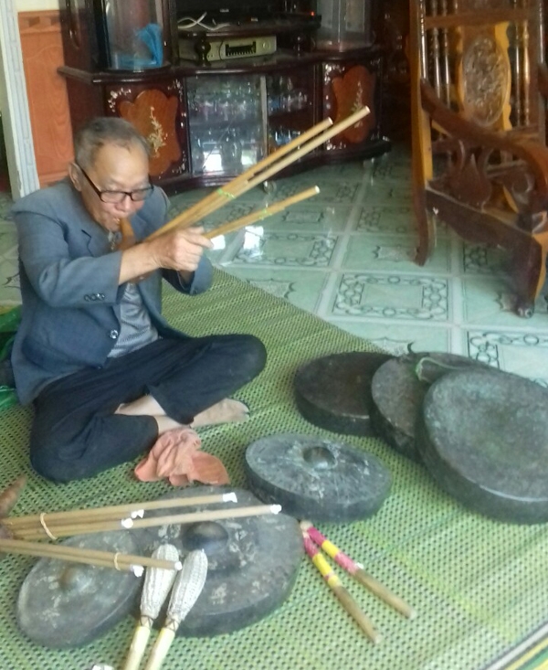 Người "giữ hồn" dân tộc Chu ru