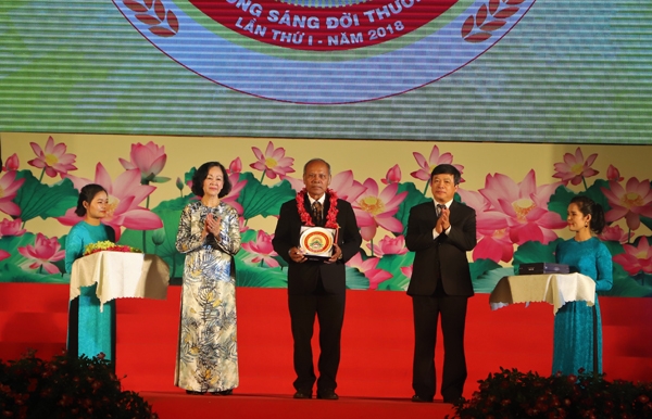 Tôn vinh 88 gương sáng đời thường trên địa bàn tỉnh Lâm Đồng lần thứ I