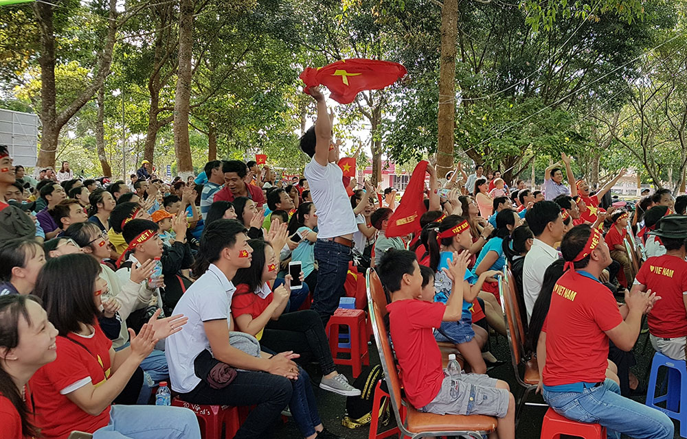 Bảo Lộc: Sẽ xử lý nghiêm việc đua xe trái phép, cổ vũ đội tuyển Việt Nam quá khích