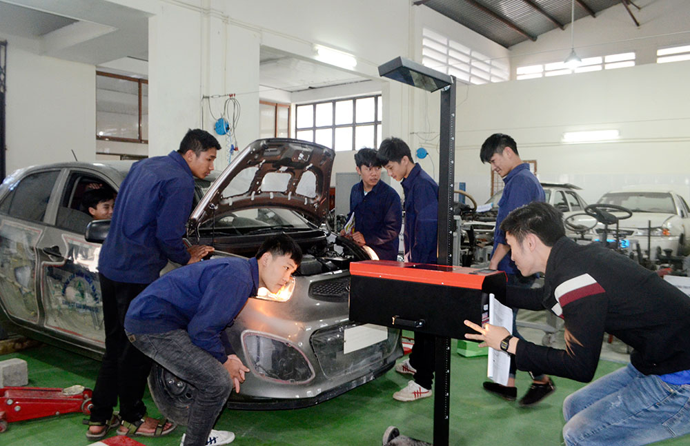 Ðào tạo nghề theo tiêu chuẩn Vương quốc Anh
